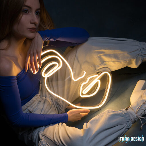 Female Portrait neon sign maroc